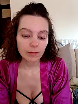 Snapshot of labellerose chatting on 04/01/26, 05:10 labellerose online show from 04/01/26, 05:10