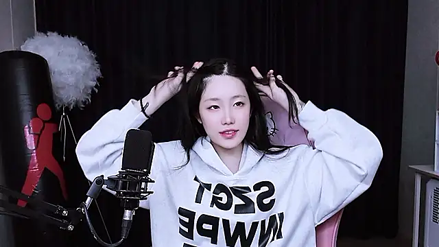 MISA 02 online show from 11/05/25, 12:38