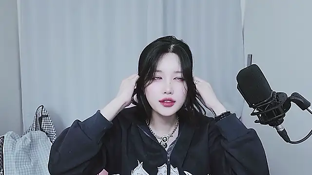 MISA 02 online show from 03/31/26, 03:30