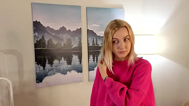 Snapshot of CeIenaLafler chatting on 10/13/25, 07:08 CeIenaLafler online show from 10/13/25, 07:08