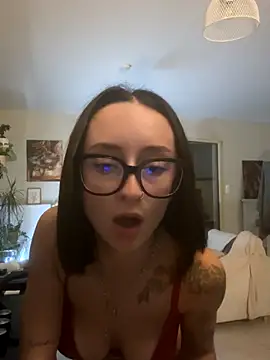 honeymalou online show from 10/30/25, 06:08