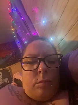 EdNEmSexyBlend online show from 10/21/25, 05:30