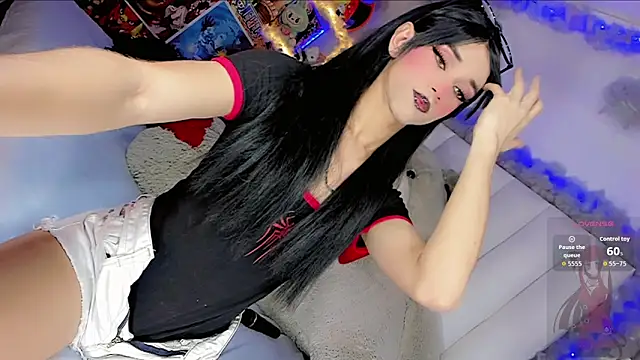 Snapshot of Kinng_Sex chatting on 05/24/26, 05:40 Kinng Sex online show from 05/24/26, 05:40