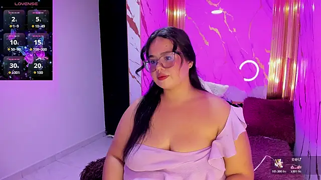 Snapshot of adara_sweet20 chatting on 11/07/25, 07:14 adara sweet20 online show from 11/07/25, 07:14