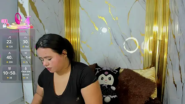 Snapshot of adara_sweet20 chatting on 11/23/25, 07:13 adara sweet20 online show from 11/23/25, 07:13