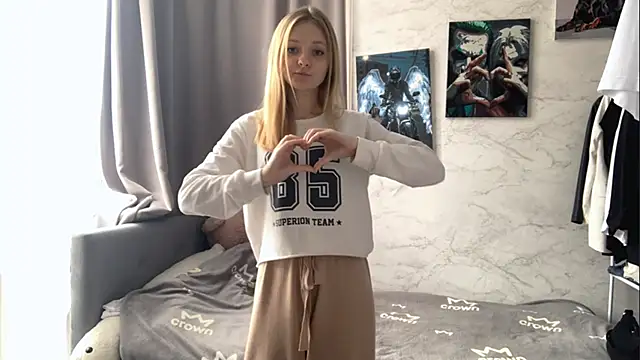 Snapshot of _petaI chatting on 10/12/25, 07:29  petaI online show from 10/12/25, 07:29