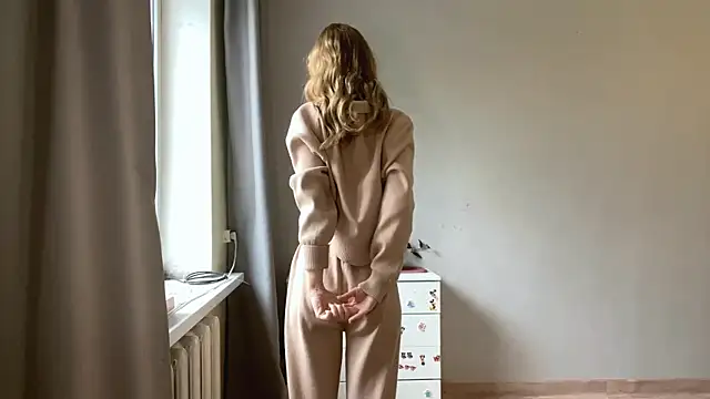  petaI online show from 11/12/25, 05:41