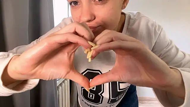  petaI online show from 12/03/25, 06:54