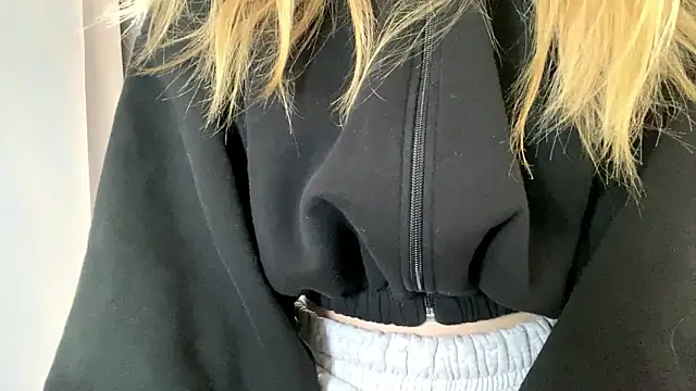 Snapshot of _petaI chatting on 02/03/26, 09:03 petaI online show from 02/03/26, 09:03