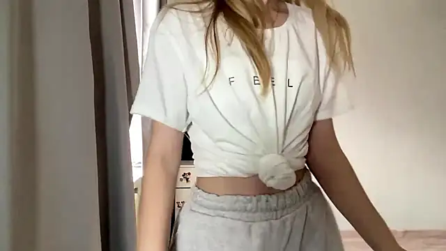 Snapshot of _petaI chatting on 02/13/26, 06:09 petaI online show from 02/13/26, 06:09