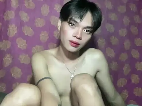 Snapshot of Chechay chatting on 11/08/25, 07:01 Chechay online show from 11/08/25, 07:01