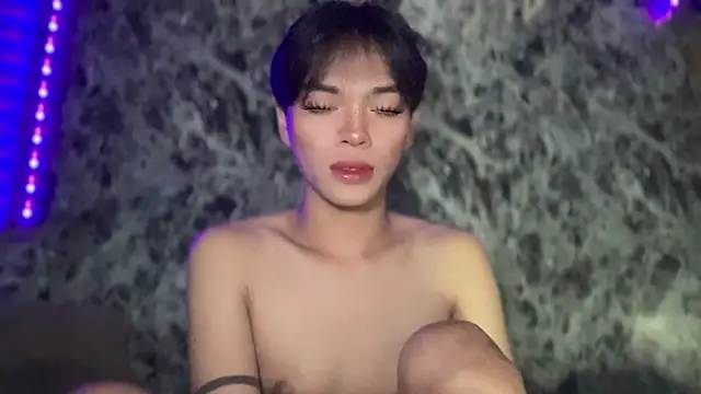 Snapshot of Chechay chatting on 11/20/25, 02:06 Chechay online show from 11/20/25, 02:06