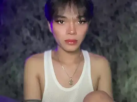 Snapshot of Chechay chatting on 11/26/25, 01:06 Chechay online show from 11/26/25, 01:06