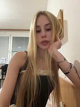 Snapshot of JudithCarly chatting on 11/05/25, 10:21 JudithCarly online show from 11/05/25, 10:21