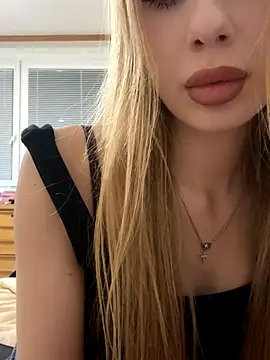 Snapshot of JudithCarly chatting on 11/23/25, 07:24 JudithCarly online show from 11/23/25, 07:24