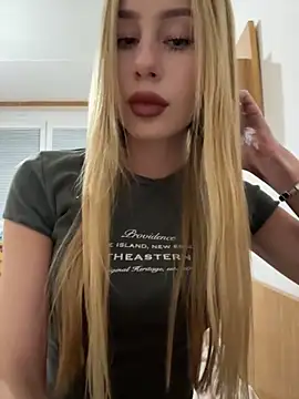 Snapshot of JudithCarly chatting on 03/17/26, 10:13 JudithCarly online show from 03/17/26, 10:13