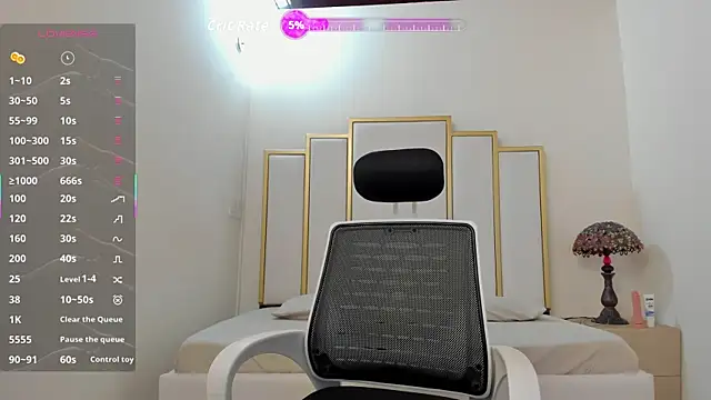 Annylittle  online show from 10/19/25, 04:57