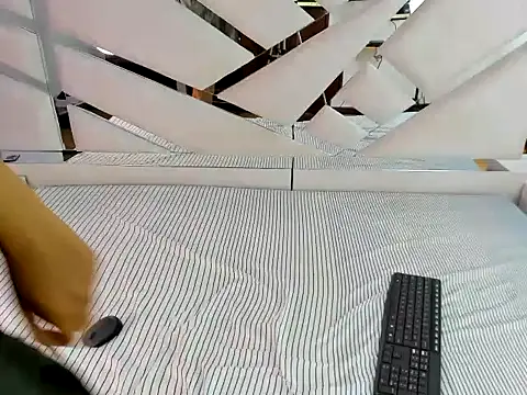 Luisa BloomXXX online show from 10/26/25, 05:24