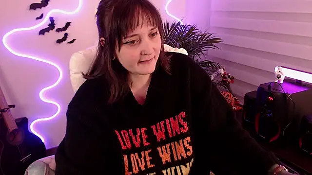 Snapshot of Fallenag666 chatting on 10/17/25, 02:37 Fallenag666 online show from 10/17/25, 02:37