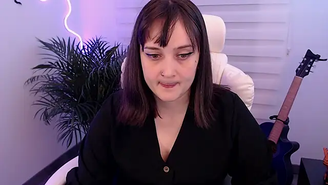 Snapshot of Fallenag666 chatting on 11/08/25, 07:45 Fallenag666 online show from 11/08/25, 07:45