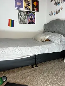 mirallesandbig online show from 10/22/25, 12:00