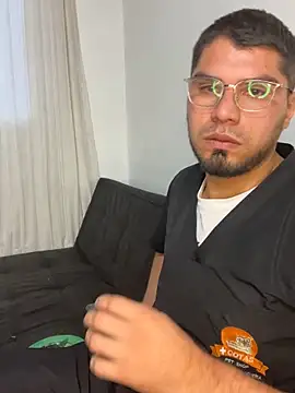 mirallesandbig online show from 11/28/25, 10:23