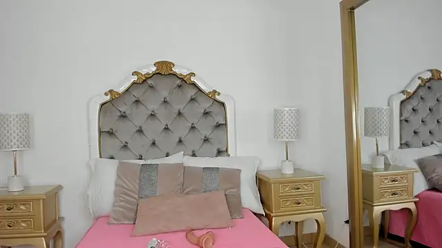 Snapshot of mary_joseph chatting on 11/20/25, 08:41 mary joseph online show from 11/20/25, 08:41