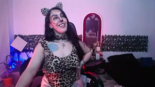 Anastasiabasst   online show from 11/01/25, 07:10