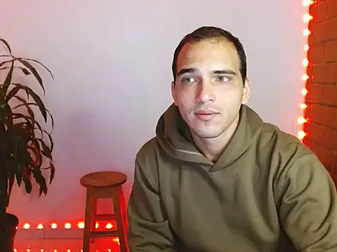 Maax3023 online show from 10/17/25, 12:41