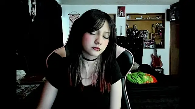 Snapshot of Maki_Zein_ chatting on 01/15/26, 10:57 Maki Zein online show from 01/15/26, 10:57