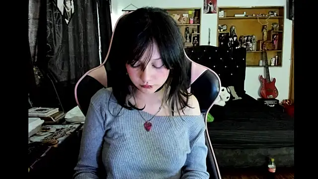 Snapshot of Maki_Zein_ chatting on 02/11/26, 08:58 Maki Zein online show from 02/11/26, 08:58