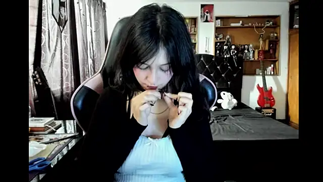 Snapshot of Maki_Zein_ chatting on 03/03/26, 08:15 Maki Zein online show from 03/03/26, 08:15