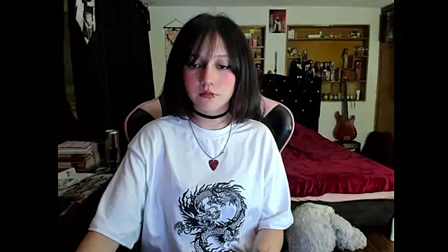 Snapshot of Maki_Zein_ chatting on 04/04/26, 01:15 Maki Zein online show from 04/04/26, 01:15