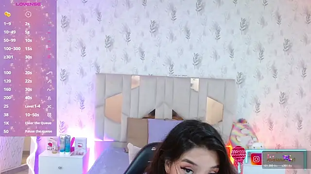 MARIANA TAY1 online show from 01/12/26, 03:34