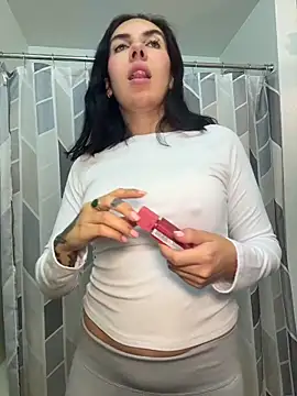 Lolathebaddie online show from 11/11/25, 04:51