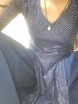 Snapshot of Khushi_rani chatting on 04/06/26, 04:32 Khushi rani online show from 04/06/26, 04:32