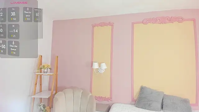 Snapshot of _naylaa_ chatting on 03/20/26, 02:49 naylaa online show from 03/20/26, 02:49