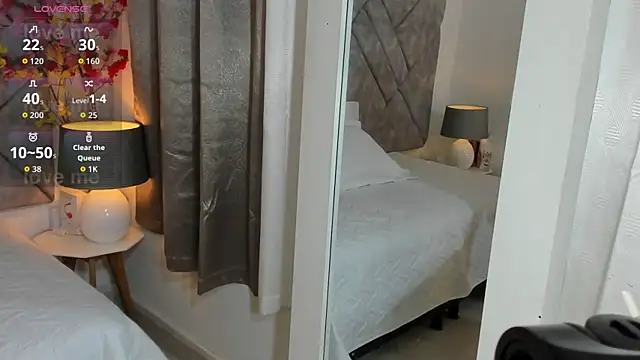 Snapshot of _naylaa_ chatting on 04/15/26, 03:13 naylaa online show from 04/15/26, 03:13