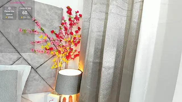 Snapshot of _naylaa_ chatting on 04/22/26, 03:09 naylaa online show from 04/22/26, 03:09