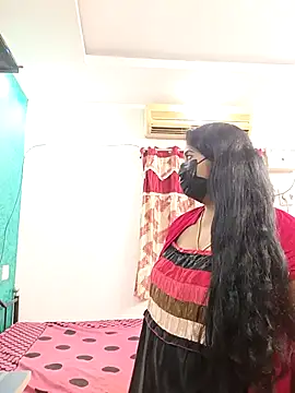 tamil-aunt online show from 11/27/25, 03:36