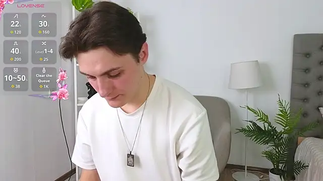 GGimperator  online show from 10/19/25, 09:21