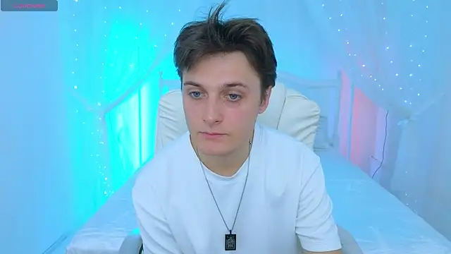 GGimperator  online show from 10/27/25, 10:19