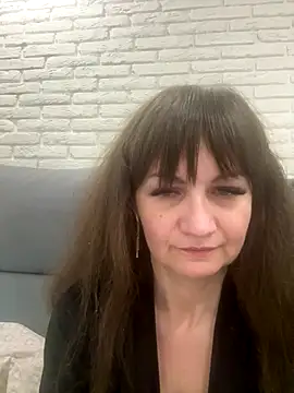 Snapshot of Butterfly8385 chatting on 10/22/25, 06:51 Butterfly8385 online show from 10/22/25, 06:51