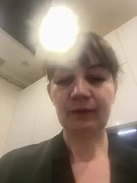 Snapshot of Butterfly8385 chatting on 05/12/26, 09:34 Butterfly8385 online show from 05/12/26, 09:34