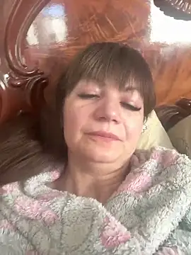 Snapshot of Butterfly8385 chatting on 05/17/26, 06:22 Butterfly8385 online show from 05/17/26, 06:22