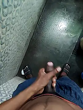 Snapshot of play_boy-raj007 chatting on 11/18/25, 05:06 play boy-raj007 online show from 11/18/25, 05:06