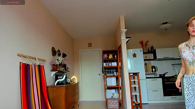 Snapshot of Kate_mikki chatting on 07/31/26, 03:50 Kate mikki online show from 07/31/26, 03:50