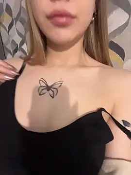 Snapshot of AngellnSilk chatting on 11/29/25, 09:01 AngellnSilk online show from 11/29/25, 09:01