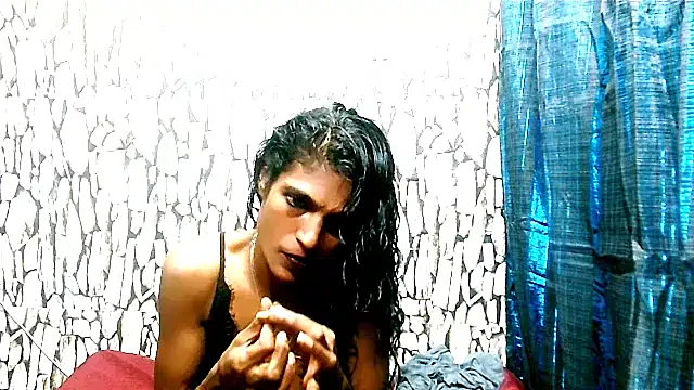 Snapshot of Epic_indian_sky chatting on 11/21/25, 05:11 Epic indian sky online show from 11/21/25, 05:11