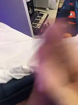 Snapshot of tykun chatting on 12/21/24, 06:41 tykun online show from 12/21/24, 06:41